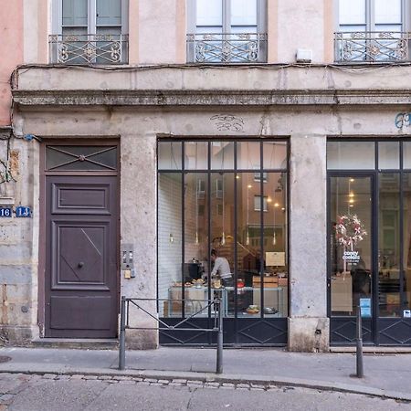 Apartamento Le 14 Sathonay Lyon Exterior foto
